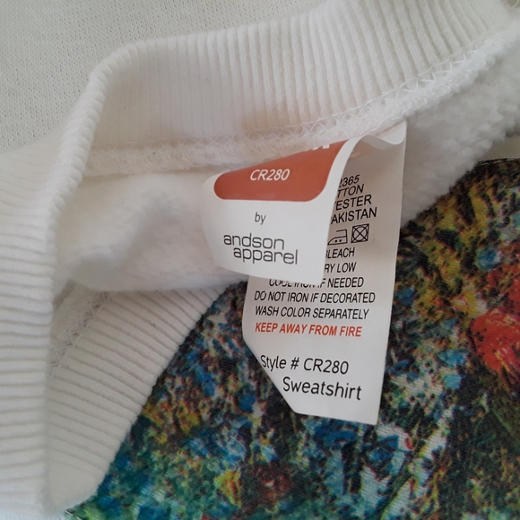 Shirt sweater mix colors printed/white Small - Picture 3 of 8